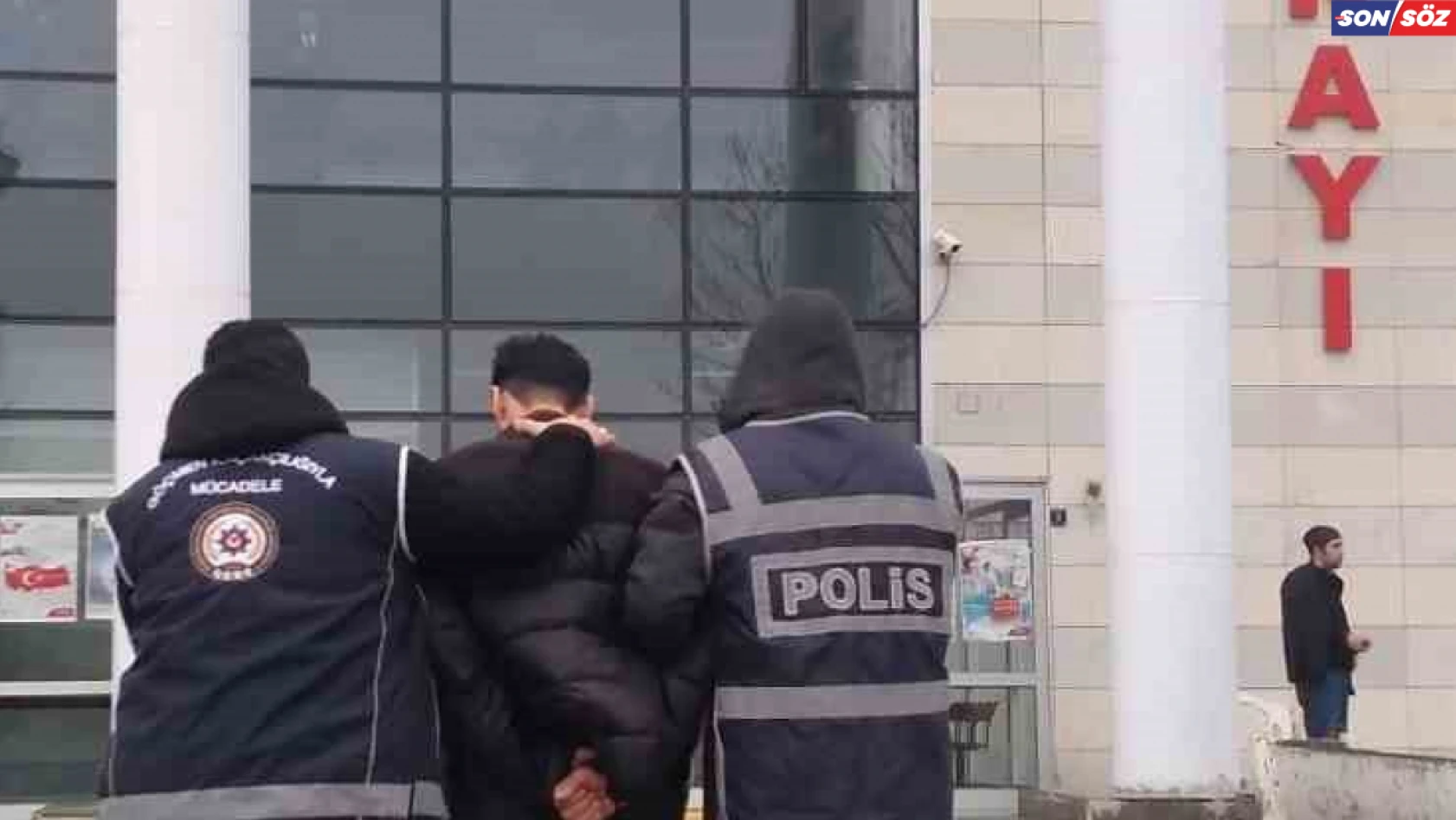 Elazığ'da göçmen kaçakçılığı operasyonu: 1 tutuklama