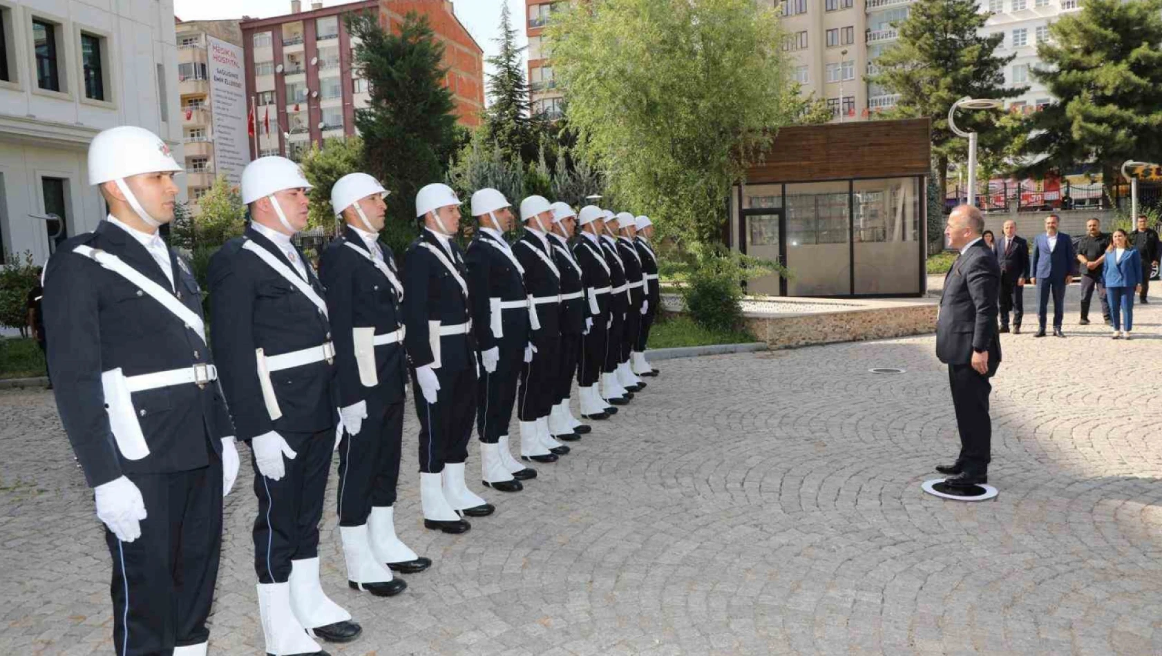 'Valilik bir yükselme meselesi değil bir yüklenme meselesidir''