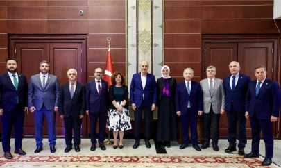 Mahmut Rıdvan Nazırlı Kazakistan'da