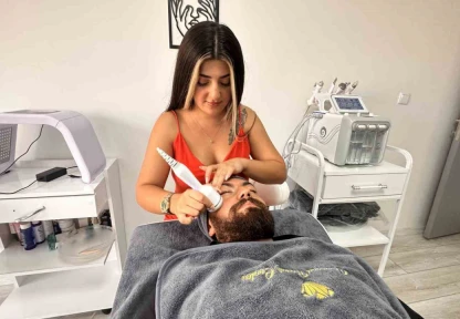 Uzmanından uyarı: ''Güneş ışınları ciltte yaşlanmaya neden olabilir''