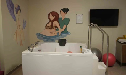 Elazığ'da Suda Doğum Ünitesi'nde ilk doğum gerçekleşti