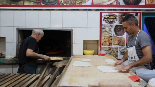 60 derecede 'Ekmek' parası mesaisi