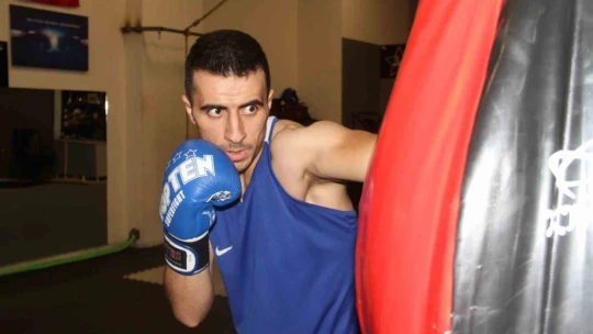 Abi-kardeş, sırt sırta vererek kick boksta şampiyonalara hazırlanıyor