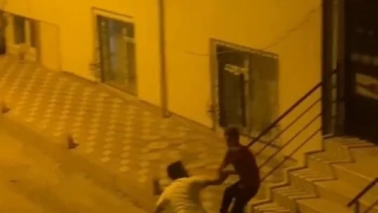 Ablasının yardımına geç giden eniştesini öldüresiye dövdü