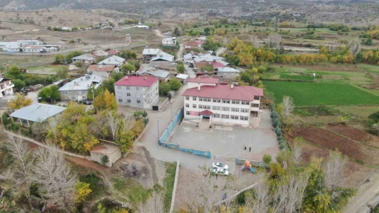 Arama motorunda gördü: Belediye başkanı okula 'Messi' isminin verilmesi için harekete geçti