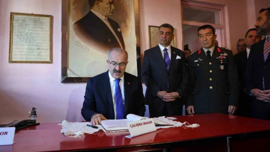 Atatürk'ün Elazığ'a gelişinin 86'ncı yıl dönümü kutlandı