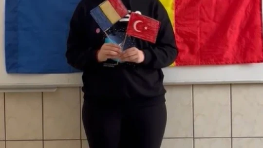 Avrupa'daki yabancı öğrencilerden duygulandıran 'Cumhuriyet Marşı'