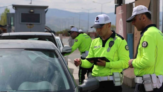 Bayram tatili dönüşünde trafik denetimleri arttı