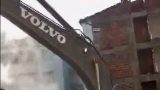 Bu gidişle Elazığ'da sağlam bina kalmayacak