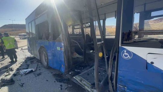 Cip ile yolcu otobüsü çarpıştı: 1'i ağır 3 yaralı