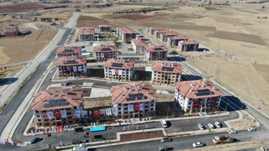 Cumhurbaşkanı Erdoğan'ın katılımıyla Elazığ'da 569 deprem konutunun kurası çekildi