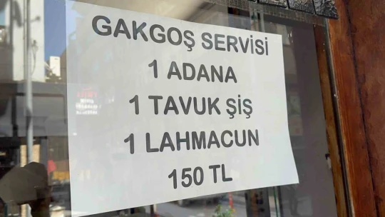 Burada yemekler 4'te bir fiyatına