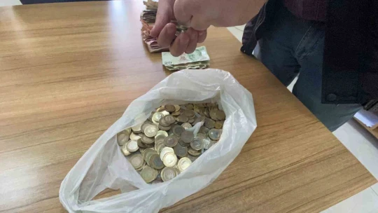 Dilencinin saatlik kazancı dudak uçuklattı