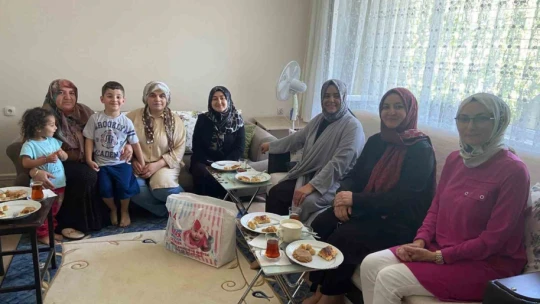 Elazığ Belediyesi 'Göz Aydını' Projesiyle, ailelerin mutluluklarına ortak oluyor