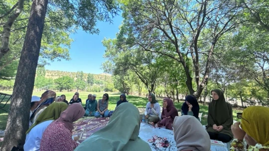 Elazığ Belediyesi'nden üniversite öğrencilerine kamp
