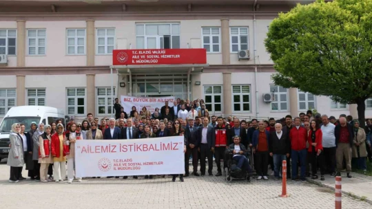 Elazığ'da 'Aile Haftası' farkındalık yürüyüşü