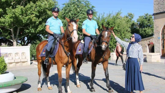 Elazığ'da 'Atlı Jandarma Timi' göreve başladı