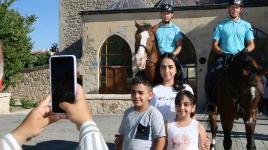 Elazığ'da 'Atlı Jandarma Timi' göreve başladı