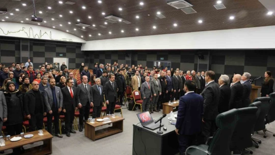 Elazığ'da 'Deprem riskiyle yüzleşmek, bilinçli toplum, güvenli gelecek' paneli