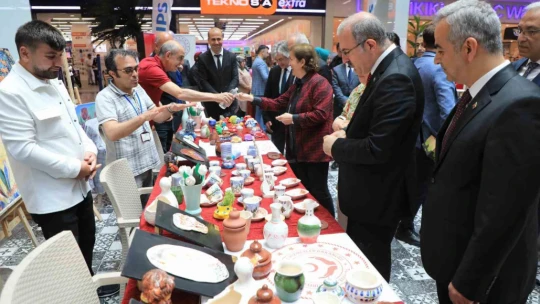 Elazığ'da 'Engelliler Haftası' sergisi açıldı