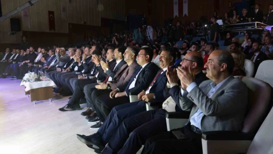 Elazığ'da 'gençler arası kültür ve sanat yarışmaları finalleri' başladı