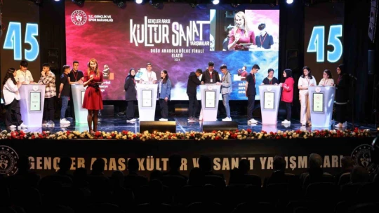 Elazığ'da 'gençler arası kültür ve sanat yarışmaları finalleri' başladı