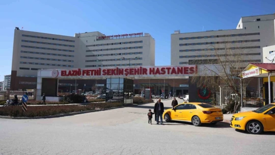 Elazığ'da 12 öğrenci, kantinde yedikleri tavuktan sonra hastanelik oldu