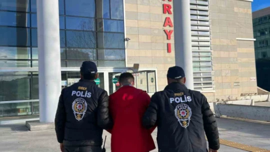 Elazığ'da 26 yıl kesinleşmiş hapis cezası bulunan 3 zanlı tutuklandı