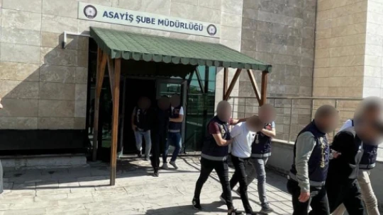 Elazığ'da 3 kişinin yaralandığı silahlı kavgayla ilgili bir şüpheli tutuklandı