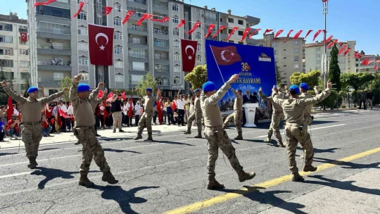 Elazığ'da 30 Ağustos Zafer Bayramı coşkusu