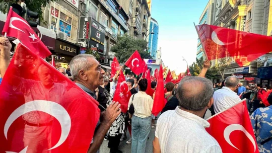 Elazığ'da 30 Ağustos Zafer Bayramı yürüyüşü