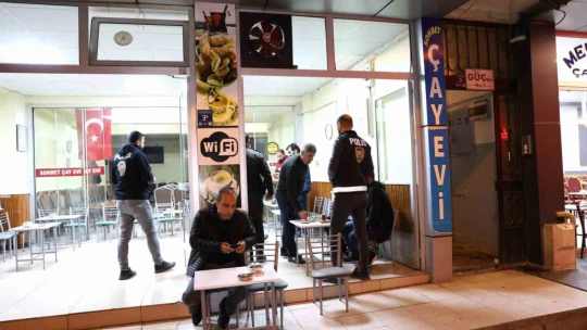 Elazığ'da 313 polisin katılımıyla asayiş uygulaması