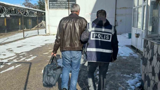 Elazığ'da 53 yıl kesinleşmiş hapis cezası bulunan 5 zanlı tutuklandı