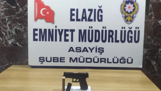 Elazığ'da 6 adet ruhsatsız tabanca ele geçirildi