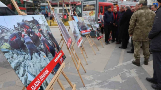 Elazığ'da 6 Şubat depremleri konulu fotoğraf sergisi