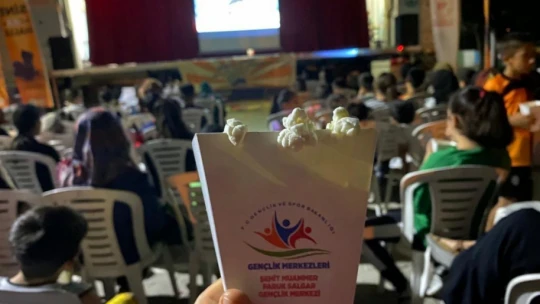 Elazığ'da açık hava sinema etkinliği