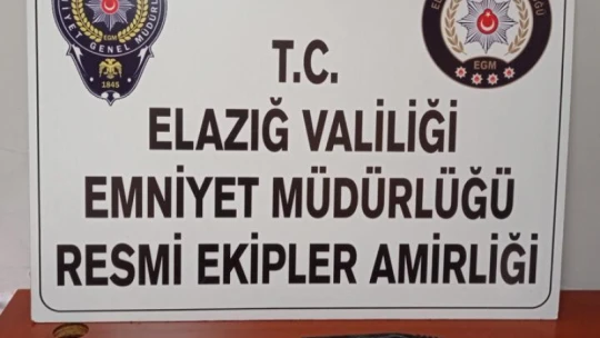 Elazığ'da asayiş uygulamaları: 8 ruhsatsız tabanca ele geçirildi