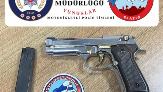 Elazığ'da asayiş uygulamaları: 8 ruhsatsız tabanca ele geçirildi