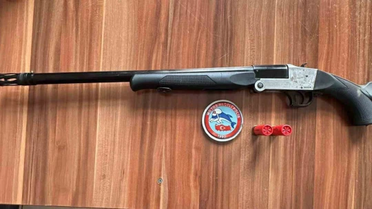 Elazığ'da asayiş uygulamaları: 8 ruhsatsız tabanca ele geçirildi