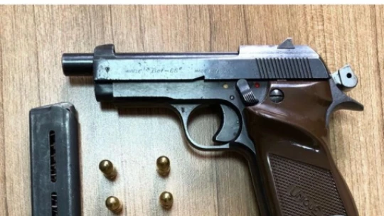 Elazığ'da asayiş uygulaması: Uyuşturucu madde, kaçak sigara ve ruhsatsız silah ele geçirildi