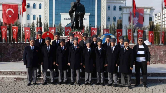 Elazığ'da Atatürk, düzenlenen törenle anıldı