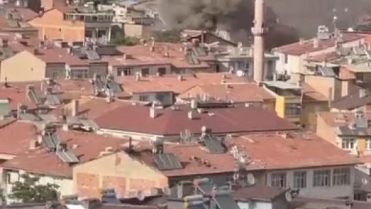 Elazığ'da çatı yangını