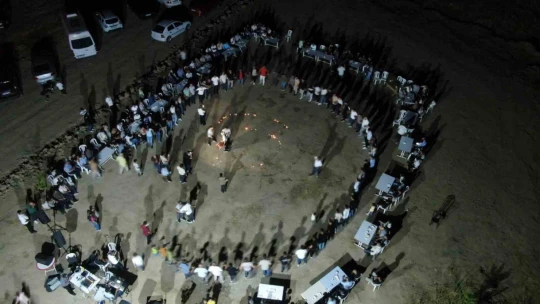 Elazığ'da çılgın davulcudan ateşli şov, günde 4 düğüne gidiyor