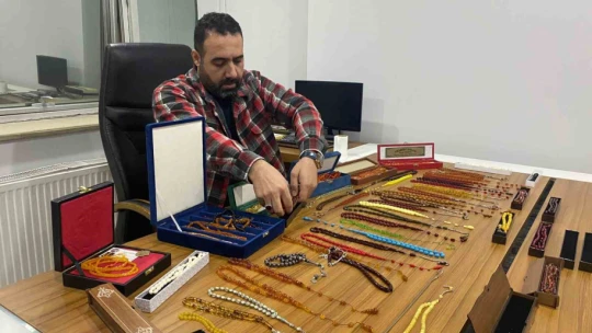 Elazığ'da daire fiyatına tespih koleksiyonu