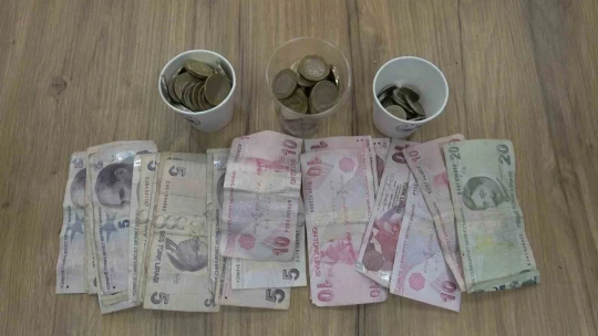 Elazığ'da dilenci operasyonu: Okul çantalarından defter kitap yerine para çıkardılar