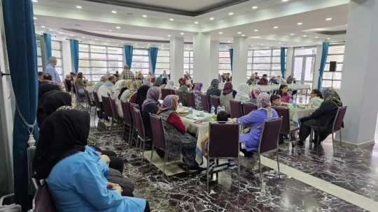 Elazığ'da Dünya Yaşlılar Günü etkinliği