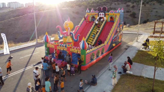 Elazığ'da düzenlenen etkinliklerde çocuklar doyasıya eğlendi