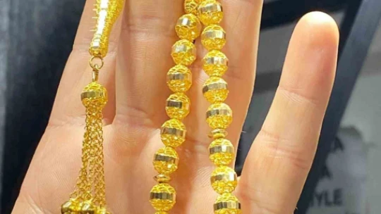 Elazığ'da el yapımı yatırımlık 14 ayar altın tespihlere yoğun ilgi: 70 bin liraya kadar alıcısı var