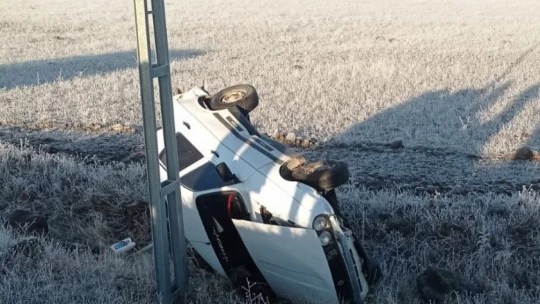 Elazığ'da gizli buzlanma kazaya neden oldu, 1 kişi yaralandı