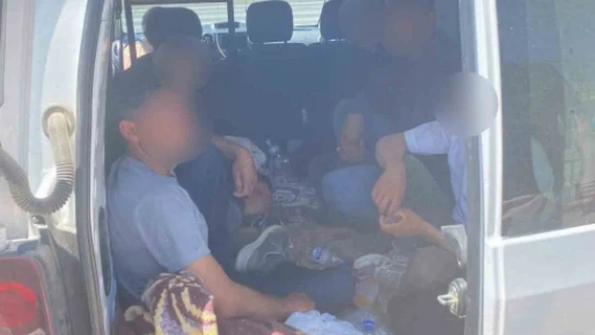 Elazığ'da göçmen kaçakçısı 2 şüpheli tutuklandı